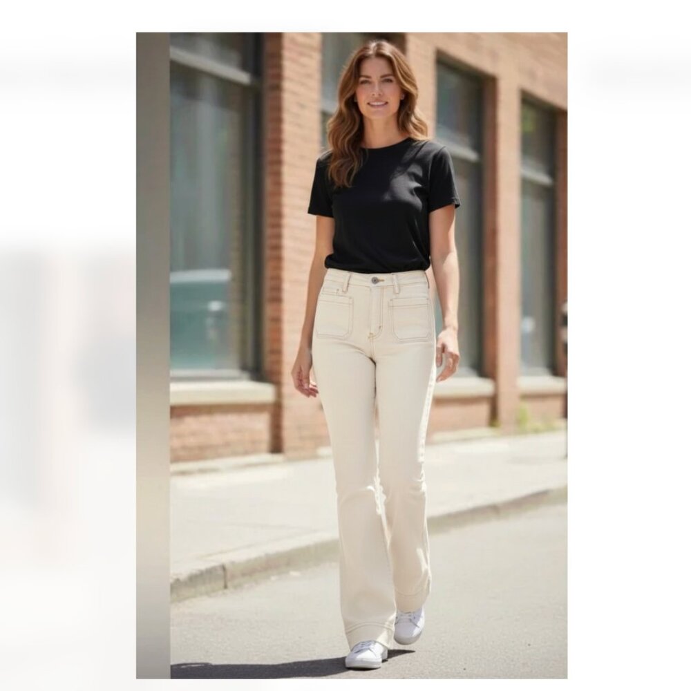 NWT $148 Spanx Women’s White SPANX shape EveryWear Wide Leg Jeans  LP